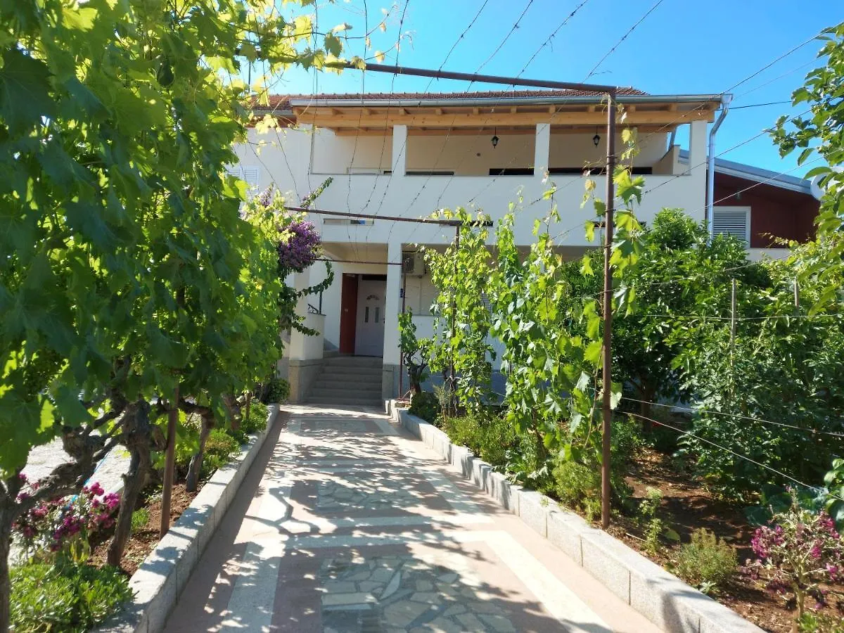 Marin Apartment Bibinje